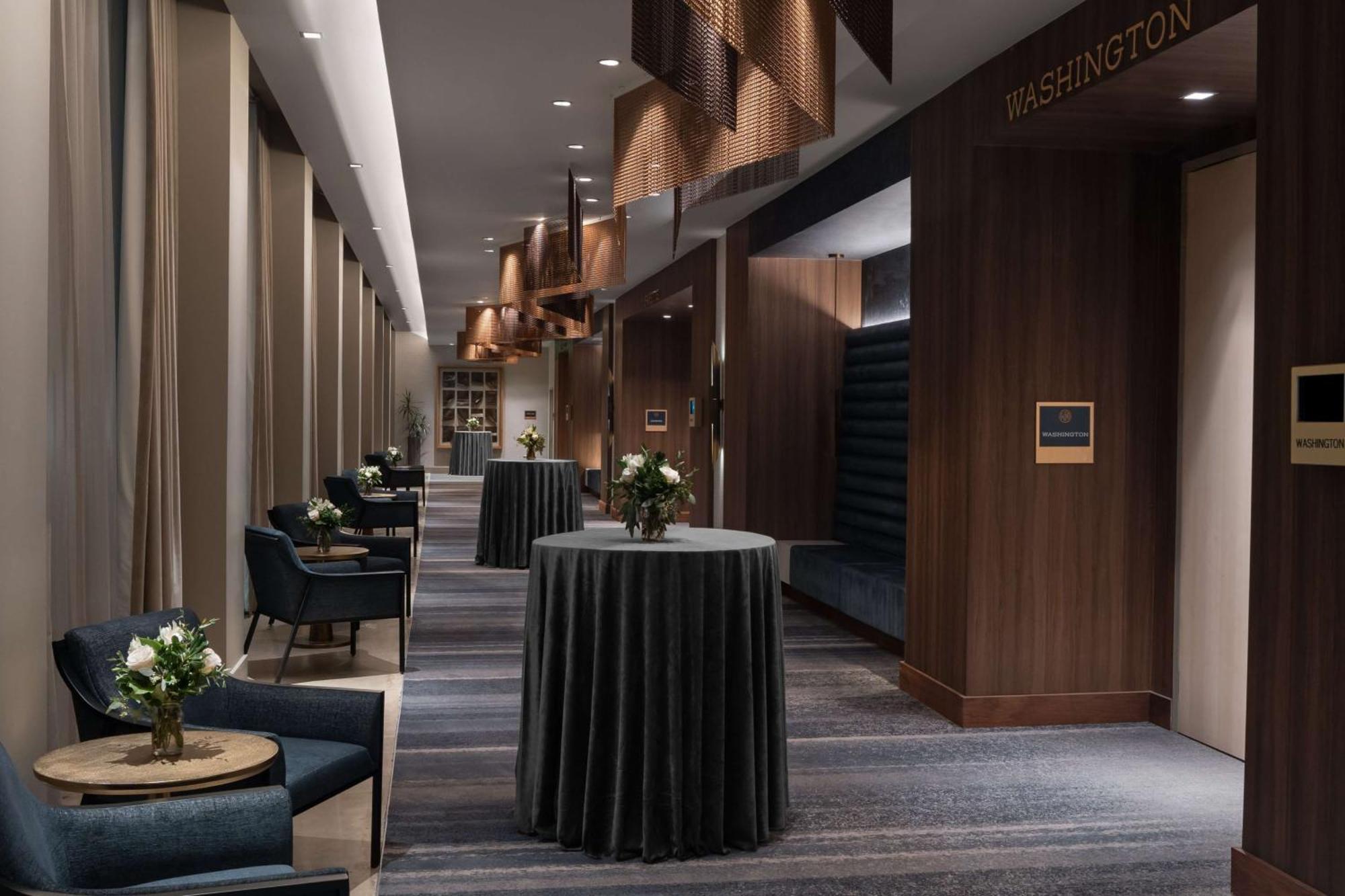 West & Main Conshohocken, Tapestry Collection Hilton 4*